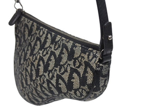 ChristianDior クリスチャンディオール サドルポーチ ワンショルダーバッグ MC 1002 トロッター エンボスロゴ ブラック 美品 中古 4b005000