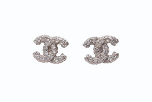 極美品 CHANEL シャネル ココマーク ピアス 両耳 アクセサリー A12V刻印 2.5g メタル ラインストーン シルバー 中古 4b005025