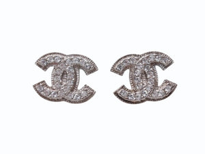 極美品 CHANEL シャネル ココマーク ピアス 両耳 アクセサリー A12V刻印 3.6g メタル ラインストーン シルバー 中古 4b005027