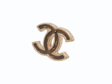 Load image into Gallery viewer, 極美品 CHANEL シャネル ピアス アクセサリー ココマーク 両耳 05A刻印 GP ゴールド ブラウン 5.3g 中古 4b005028