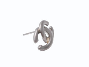 極美品 CHANEL シャネル ココマーク ピアス 両耳 アクセサリー 01A刻印 メタル シルバー 3.0g 中古 4b005030