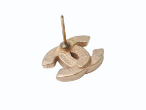 極美品 CHANEL シャネル ココマーク ピアス 両耳 アクセサリー 02A刻印 4.1g GP ブラック ゴールドフレーム 中古 4b005033