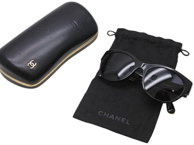 極美品 CHANEL シャネル サングラス ココマーク BC8721049 プラスチック ガルーシャ ブラック ゴールド金具 中古 4b005041