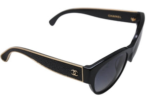 極美品 CHANEL シャネル サングラス ココマーク BC8721049 プラスチック ガルーシャ ブラック ゴールド金具 中古 4b005041
