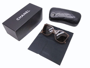 極美品 CHANEL シャネル サングラス チェーンテンプル 5325A プラスチック メタル ブラウン シルバー金具 54◻︎17 140 中古 4b005045