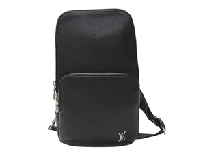 LOUIS VUITTON ルイヴィトン タイガ アヴェニュー スリングバッグ ボディバッグ M30443 ブラック シルバー金具 美品 中古 4b005050