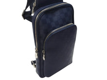 Load image into Gallery viewer, LOUIS VUITTON ルイヴィトン ダミエアンフィニ アヴェニュー スリングバッグ ボディバッグ N40439 ネイビー シルバー金具 美品 中古 4b005051