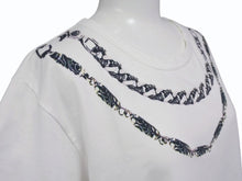 Load image into Gallery viewer, 極美品 COMME des GARCONS コムデギャルソン × CHROME HEARTS クロムハーツ 半袖Tシャツ OT-T025 サイズL 2007年 クリスマス限定 中古 4b005053