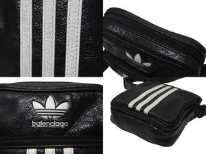 BALENCIAGA × adidas バレンシアガ アディダス コラボ スモール クロスボディ ショルダーバッグ ブラック ラムスキン ロゴ 721850 美品 中古 4b005060