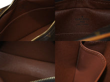 Load image into Gallery viewer, 極美品 LOUIS VUITTON ルイヴィトン ポシェット シテ ワンショルダーバッグ M51183 モノグラム ゴールド金具 中古 4b005064