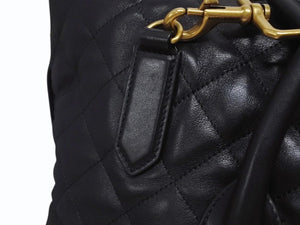 新品同様 SAINT LAURENT サンローラン YSLロゴ ジャイアントトラベルバッグ キルティング レザー ブラック ゴールド金具 中古 4b005111