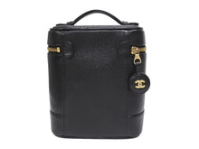 Load image into Gallery viewer, 極美品 CHANEL シャネル ハンドバッグ バニティバッグ ココマーク 7番台 キャビアスキン ブラック ゴールド金具 中古 4b005141
