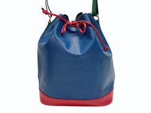 Load image into Gallery viewer, LOUIS VUITTON ルイヴィトン ショルダーバッグ エピ ノエ M44082 エピレザー ブルー レッド グリーン 美品 中古 4b005147