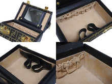 Load image into Gallery viewer, FENDI フェンディ 2WAYバッグ ハンドバッグ バニティバッグ 13983 ズッカ柄 キャンバス レザー ブラック 美品 中古 4b005148