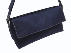 FENDI フェンディ ワンショルダーバッグ 16070 キャンバス レザー ネイビー シルバー金具 イタリア製 美品 中古 4b005150
