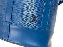 Load image into Gallery viewer, LOUIS VUITTON ルイヴィトン ショルダーバッグ ランドネGM M43085 ゴールド金具 ブルー エピレザー 美品 中古 4b005154
