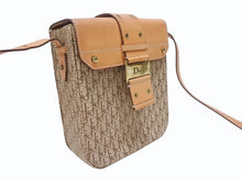 Load image into Gallery viewer, Christian Dior クリスチャンディオール トロッター ショルダーバッグ キャンバス レザー ブラウン 美品 中古 4b005155