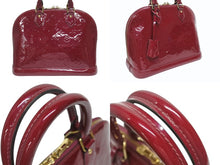 Load image into Gallery viewer, LOUIS VUITTON ルイヴィトン モノグラム ヴェルニ アルマPM ハンドバッグ パテント M90096 レッド系 ロゴ ゴールド金具 美品 中古 4b005156