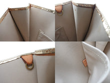 Load image into Gallery viewer, 極美品 希少 LOUIS VUITTON ルイヴィトン モノグラム ミロワール サック プラ M40268 ドレゴールド 中古 4b005157
