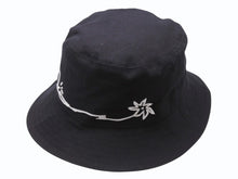 Load image into Gallery viewer, 新品未使用 Christian Dior クリスチャンディオール × CACTUS JACK カクタスジャック バケットハット 033C906U4511 サイズL 中古 4b005185