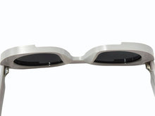 Load image into Gallery viewer, 新品未使用 A.SOCIETY ソサエティ PARKER パーカー サングラス サイズ52-21-145 グレー COMPLEXCON コンプレックスコン 中古 4b005226