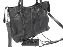Load image into Gallery viewer, BALENCIAGA バレンシアガ クラシックヴェロ 2WAYバッグ ハンドバッグ ショルダーバッグ 235216 グレー 美品 中古 4b005230