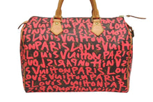 Load image into Gallery viewer, 極美品 LOUIS VUITTON ルイヴィトン モノグラム グラフィティ スピーディ30 ハンドバッグ M93704 ピンク PVC ヌメ革 中古 4b005232