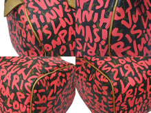 Load image into Gallery viewer, 極美品 LOUIS VUITTON ルイヴィトン モノグラム グラフィティ スピーディ30 ハンドバッグ M93704 ピンク PVC ヌメ革 中古 4b005232