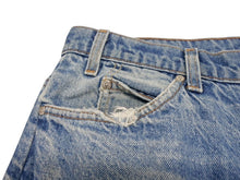 Load image into Gallery viewer, 新品未使用 CHROME HEARTS クロムハーツ × LEVI&#39;S リーバイス セメタリークロスパッチ デニムパンツ ジーンズ サイズ36 ブルー 中古 4b005237