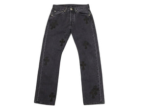 極美品 CHROME HEARTS クロムハーツ × LEVI'S リーバイス セメタリークロスパッチ デニムパンツ ジーンズ サイズ28 ブラック 20パッチ 中古 4b005238