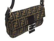 Load image into Gallery viewer, 極美品 FENDI フェンディ ハンドバッグ ズッカ柄 マンマバケット ブラウン キャンバス レザー 26424 シルバー金具 中古 4b005252
