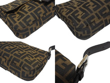 Load image into Gallery viewer, 極美品 FENDI フェンディ ハンドバッグ ズッカ柄 マンマバケット ブラウン キャンバス レザー 26424 シルバー金具 中古 4b005252