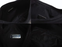 Load image into Gallery viewer, 極美品 PRADA プラダ ホーボー ワンショルダーバッグ MV515 トライアングルロゴ ナイロン ブラック 中古 4b005254