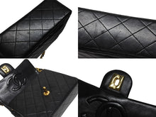 Load image into Gallery viewer, 極美品 CHANEL シャネル ミニマトラッセ 17 チェーンショルダーバッグ 1番台 ラムスキン ココマーク ブラック ゴールド金具 中古 4b005257