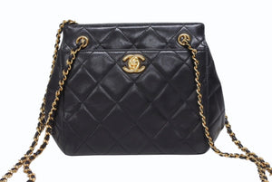 CHANEL シャネル Wチェーンショルダーバッグ 4番台 ココマーク ラムスキン ブラック ターンロックチャーム ゴールド金具 美品 中古 4b005258s