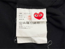 Load image into Gallery viewer, PLAY COMME des GARCONS プレイコムデギャルソン プリントＴシャツ AZ-T112 コットン ブラック サイズS 美品 中古 4b005270