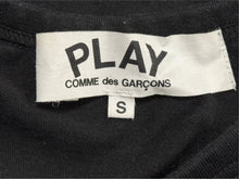 Load image into Gallery viewer, PLAY COMME des GARCONS プレイコムデギャルソン プリントＴシャツ AZ-T112 コットン ブラック サイズS 美品 中古 4b005270