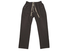 Load image into Gallery viewer, 極美品 Rick Owens リックオウエンス 20FW Bela Trousers ベラ トラウザーズ パンツ ダークブラウン ポリエステル RU20F3361 サイズ48 中古 4b005284