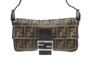 FENDI フェンディ ハンドバッグ ズッカ柄 マンマバケット ブラウン キャンバス レザー 26424 シルバー金具 美品 中古 4b005301