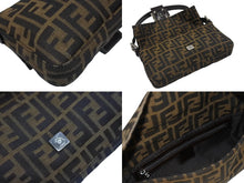 Load image into Gallery viewer, FENDI フェンディ ハンドバッグ ズッカ柄 マンマバケット ブラウン キャンバス レザー 26424 シルバー金具 美品 中古 4b005301