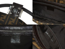 Load image into Gallery viewer, FENDI フェンディ ハンドバッグ ズッカ柄 マンマバケット ブラウン キャンバス レザー 26424 シルバー金具 美品 中古 4b005301