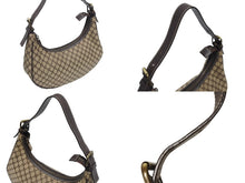 Load image into Gallery viewer, CELINE セリーヌ マカダム柄 ワンショルダーバッグ ベージュ ハンドバッグ キャンバス レザー ロゴ ゴールド金具 美品 中古 4b005307