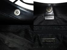 Load image into Gallery viewer, 極美品 BURBERRY バーバリー ノヴァチェック 2000年代 ワンショルダーバッグ PVC レザー ベージュ ブラック シルバー金具 中古 4b005309