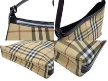 Load image into Gallery viewer, 極美品 BURBERRY バーバリー ノヴァチェック 2000年代 ワンショルダーバッグ PVC レザー ベージュ ブラック シルバー金具 中古 4b005309