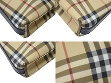 Load image into Gallery viewer, 極美品 BURBERRY バーバリー ノヴァチェック 2000年代 ワンショルダーバッグ PVC レザー ベージュ ブラック シルバー金具 中古 4b005309
