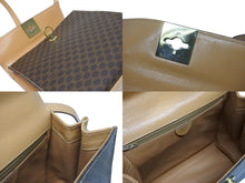 Load image into Gallery viewer, CELINE セリーヌ ハンドバッグ ショルダーバッグ 2WAY M 14 マカダム柄 PVC レザー ブラウン ゴールド金具 美品 中古 4b005319