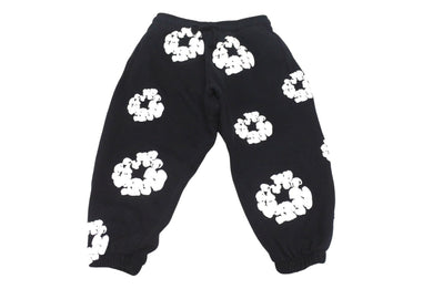 新品同様 DENIM TEARS デニムティアーズ スウェットパンツ キッズ用 RN162838 ブラック コットン サイズ4Y 中古 4b005353