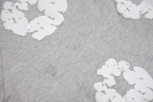 新品同様 DENIM TEARS デニムティアーズ スウェットパンツ コットンリース プリント キッズ用 RN162838 グレー コットン サイズ4Y 中古 4b005357