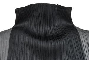 極美品 ISSEY MIYAKE イッセイミヤケ PLEATS PLEASE プリーツプリーズ 長袖トップス PP63-JK404 サイズF ハイネック 中古 4b005380