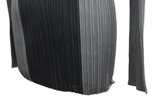 Load image into Gallery viewer, 極美品 ISSEY MIYAKE イッセイミヤケ PLEATS PLEASE プリーツプリーズ 長袖トップス PP63-JK404 サイズF ハイネック 中古 4b005380